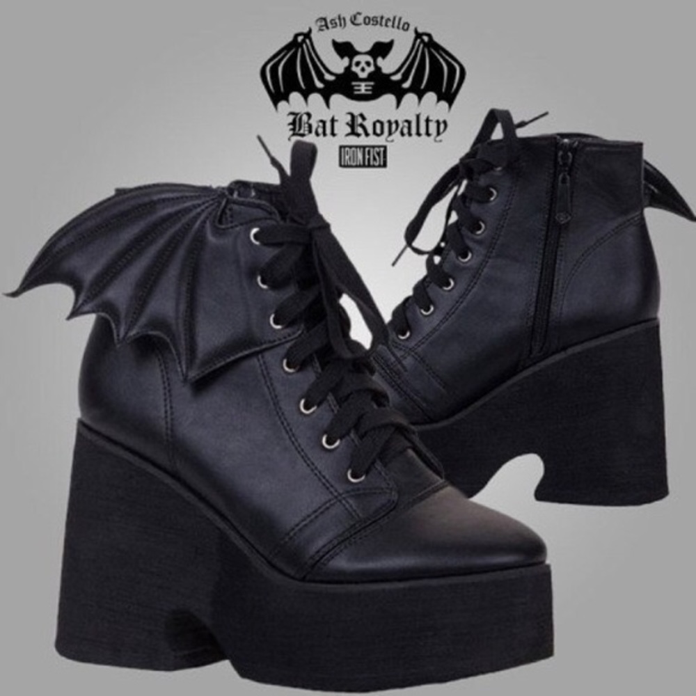 Iron Fist Bat Royalty boots
